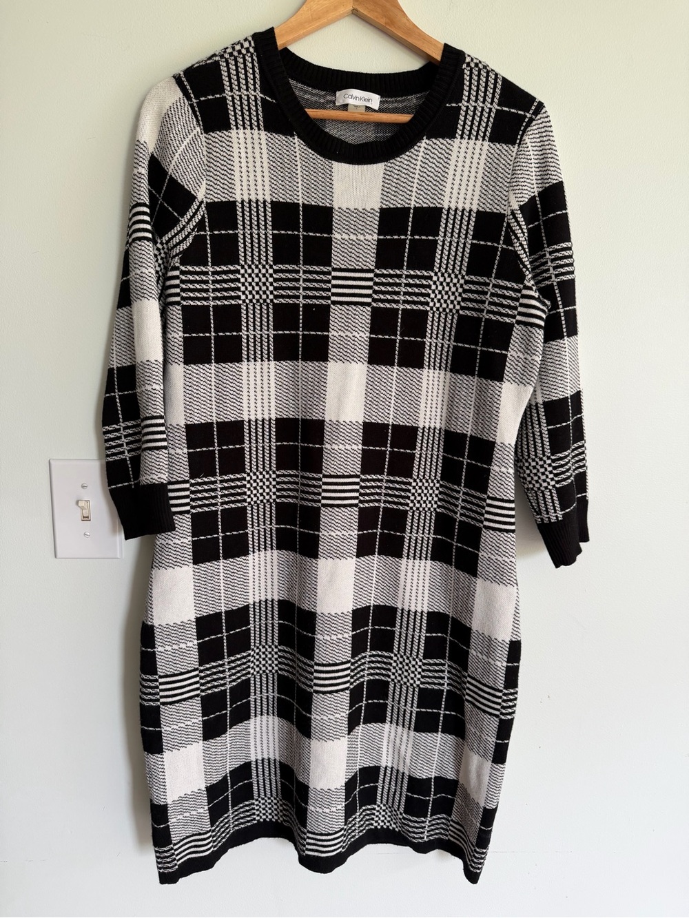 Calvin Klein Black and White Plaid Long Sleeve Knit Dress Sophisticated Work